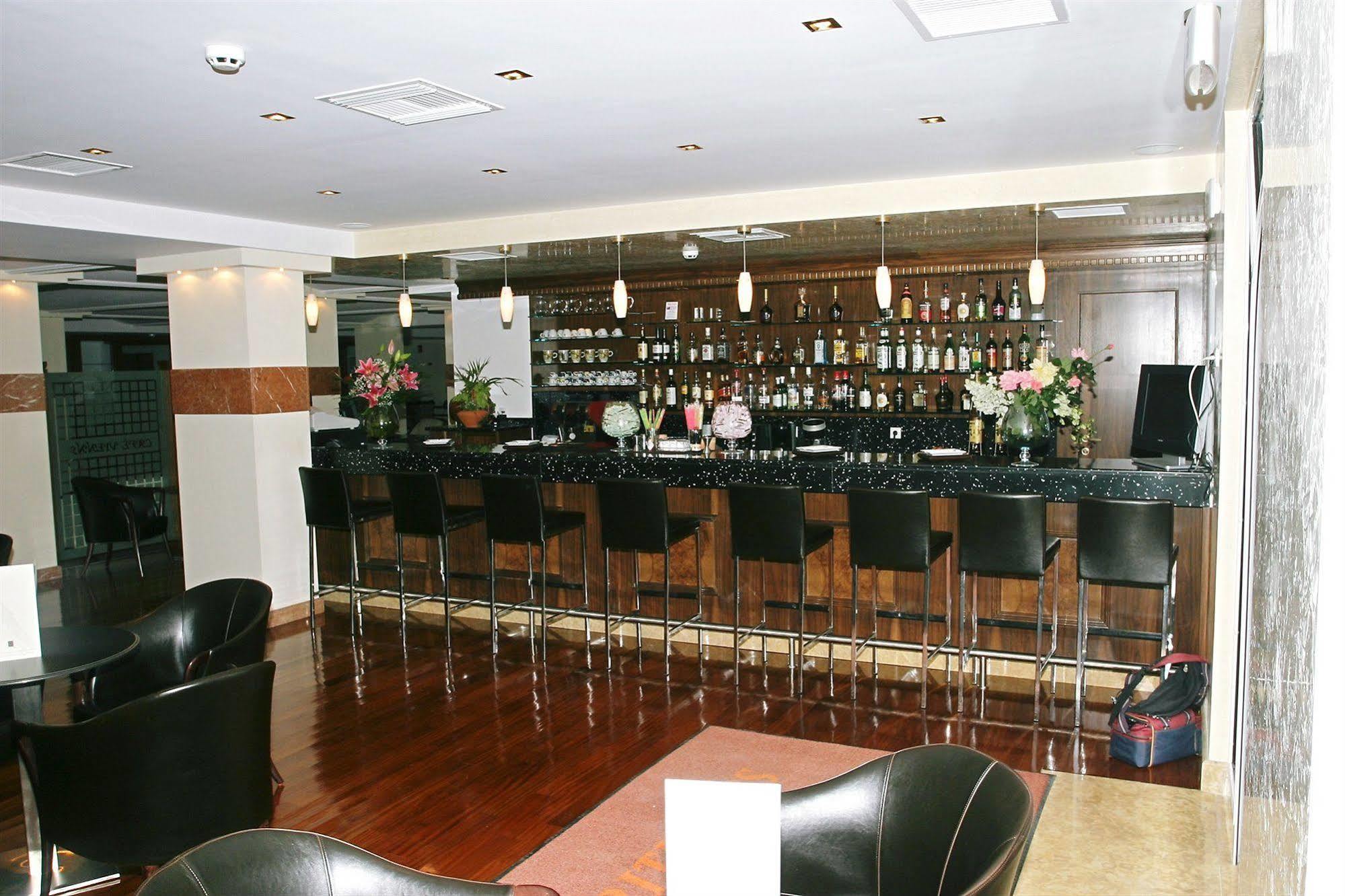 Hotel Crithoni's Paradise